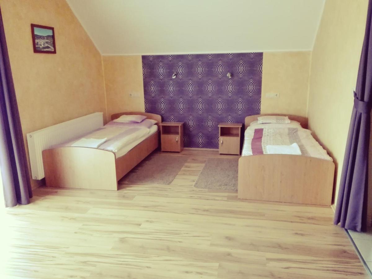 Fonix Apartmanhaz Nagypáli Buitenkant foto